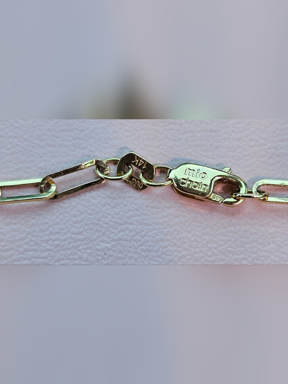 14k Solid Gold Paperclip Bracelet - Unbranded View 3